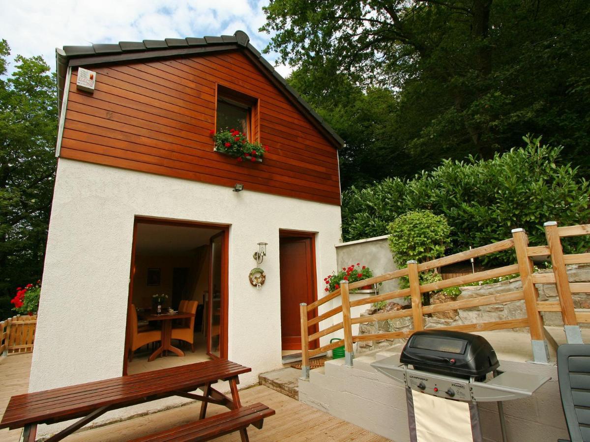 Cottage With A Terrace And A View Of The Valley آيويل المظهر الخارجي الصورة